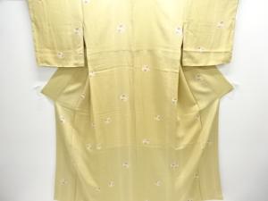 未使用品　よろけ縞にねじり梅・桜模様小紋着物